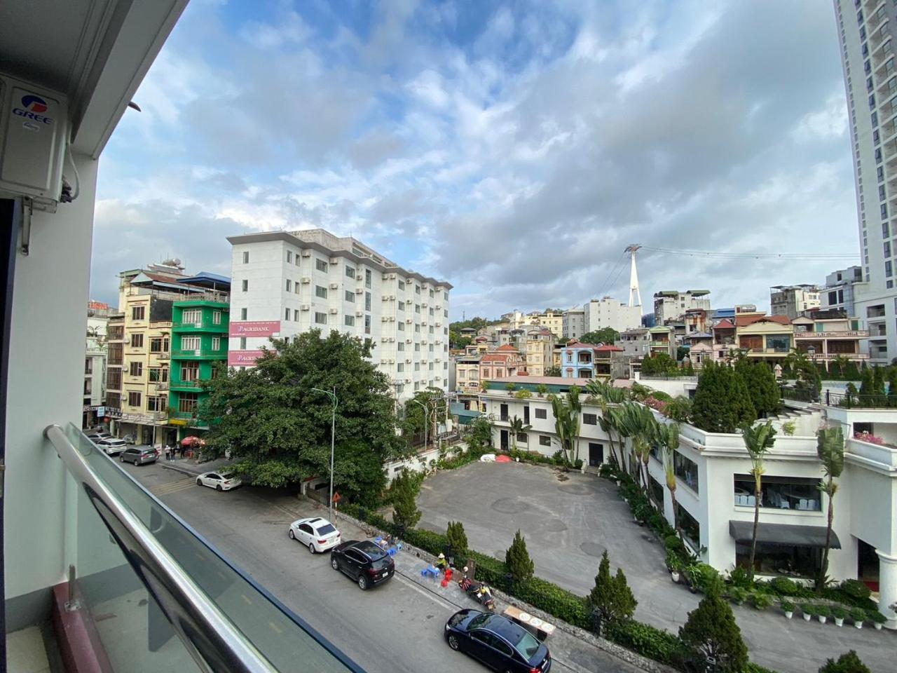 Van Nam Hotel Ha Long Eksteriør billede